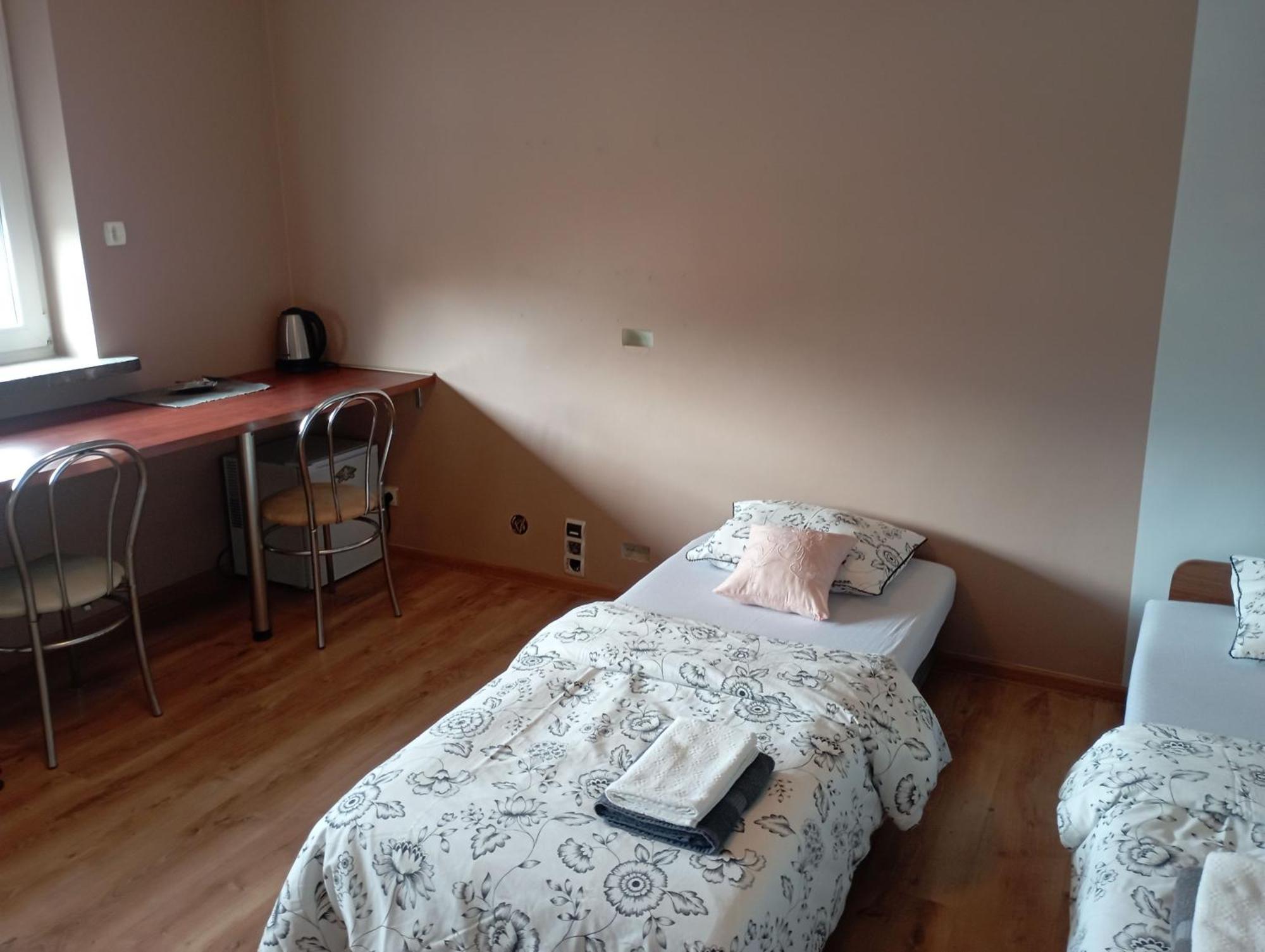 Pokoje Targowek Hotel วอร์ซอ ภายนอก รูปภาพ
